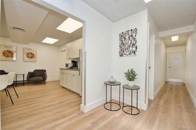 121 Pulaski Road, Kings Park, NY 11754