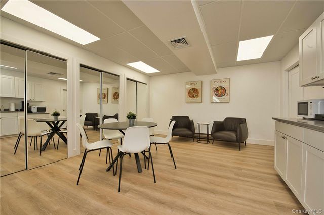 121 Pulaski Road, Kings Park, NY 11754