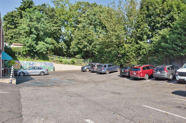 121 Pulaski Road, Kings Park, NY 11754