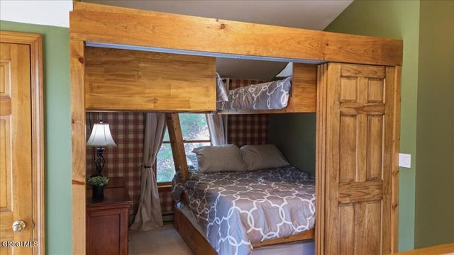 734 E River Drive, Lake Luzerne, NY 12846
