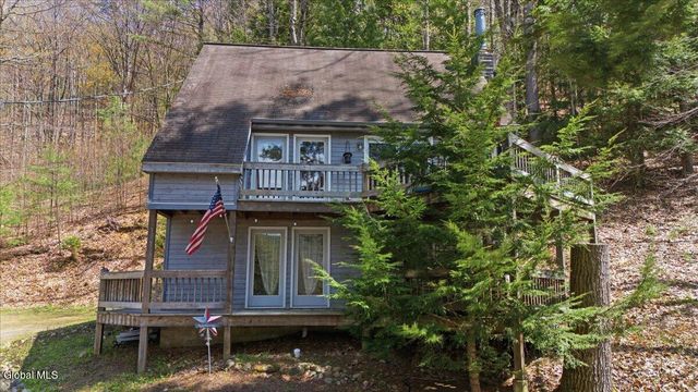 734 E River Drive, Lake Luzerne, NY 12846