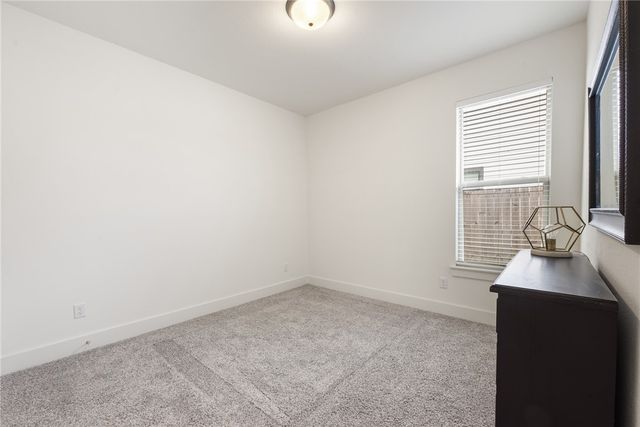 424 Brazos Bend, Snook, TX 77878