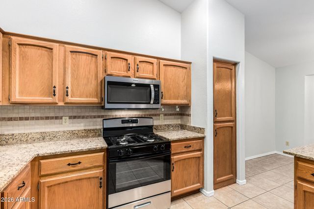 9421 E NACOMA Drive, Sun Lakes, AZ 85248