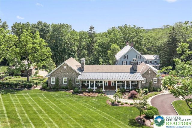 9 Blueberry Lane, Bedminster Twp, PA 18944