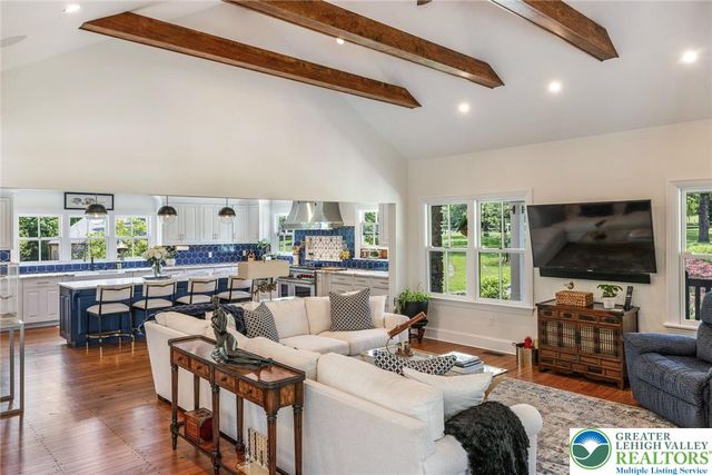 9 Blueberry Lane, Bedminster Twp, PA 18944