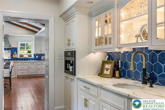 9 Blueberry Lane, Bedminster Twp, PA 18944