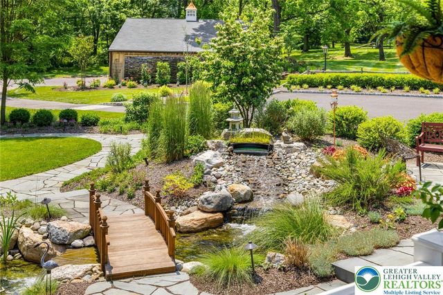 9 Blueberry Lane, Bedminster Twp, PA 18944