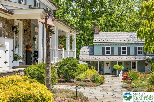 9 Blueberry Lane, Bedminster Twp, PA 18944