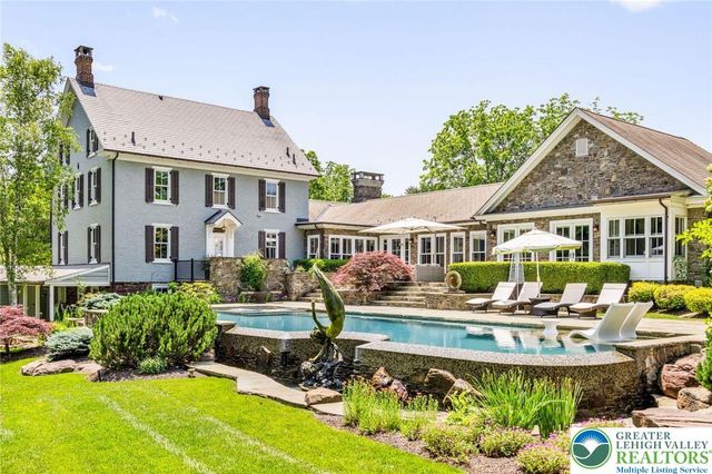 9 Blueberry Lane, Bedminster Twp, PA 18944