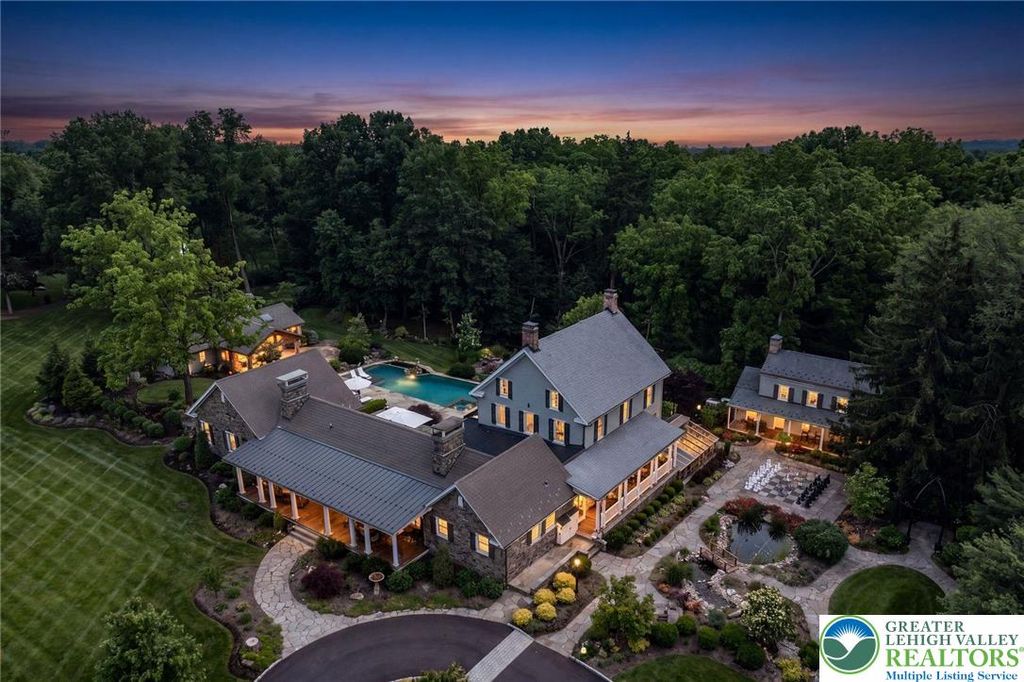 9 Blueberry Lane, Bedminster Twp, PA 18944