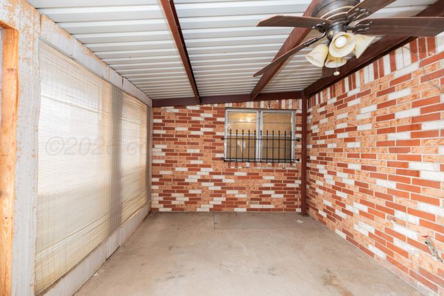 1221 E STUDEBAKER Avenue, Amarillo, TX 79108