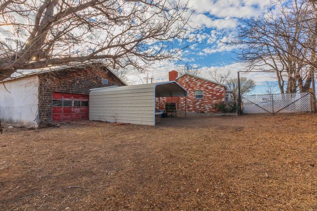 1221 E STUDEBAKER Avenue, Amarillo, TX 79108