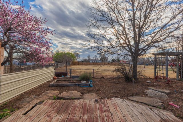 1221 E STUDEBAKER Avenue, Amarillo, TX 79108