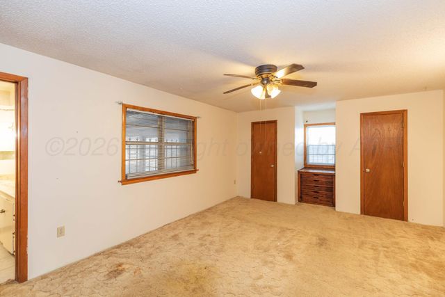 1221 E STUDEBAKER Avenue, Amarillo, TX 79108