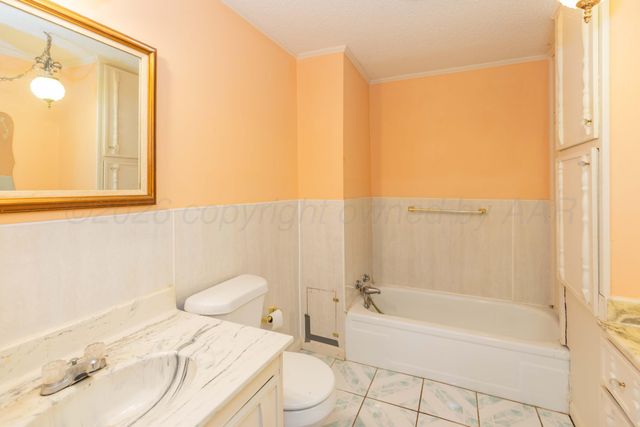 1221 E STUDEBAKER Avenue, Amarillo, TX 79108