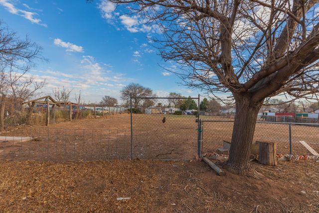 1221 E STUDEBAKER Avenue, Amarillo, TX 79108