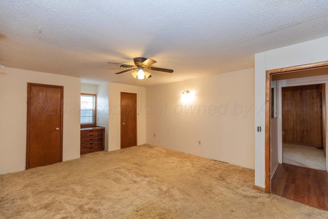 1221 E STUDEBAKER Avenue, Amarillo, TX 79108