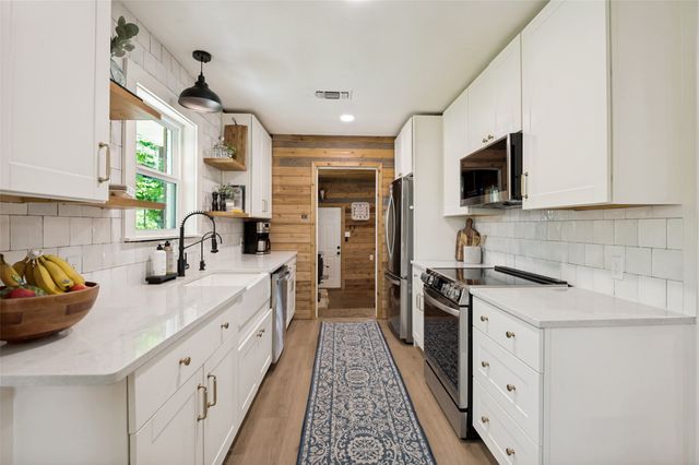 274 Yowell Hill Road, Whitewright, TX 75491