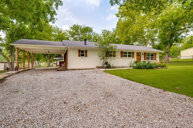 274 Yowell Hill Road, Whitewright, TX 75491