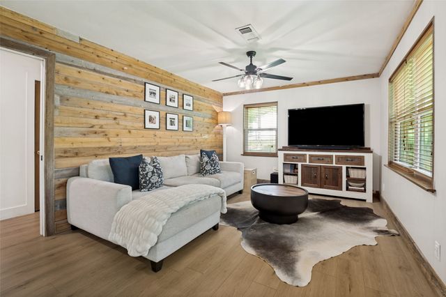 274 Yowell Hill Road, Whitewright, TX 75491