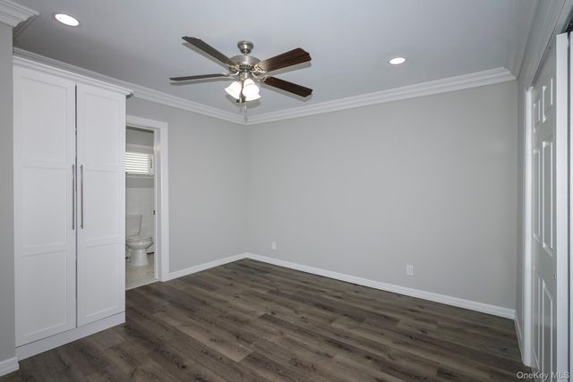 100 North Country Road 4, Miller Place, NY 11764