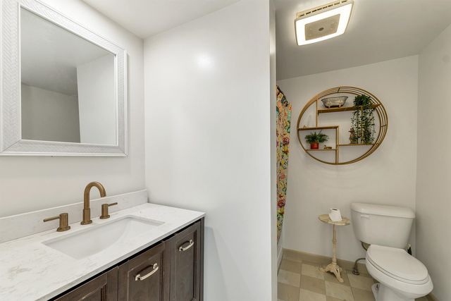 28 Mount Vernon Street, Farmington, NH 03835