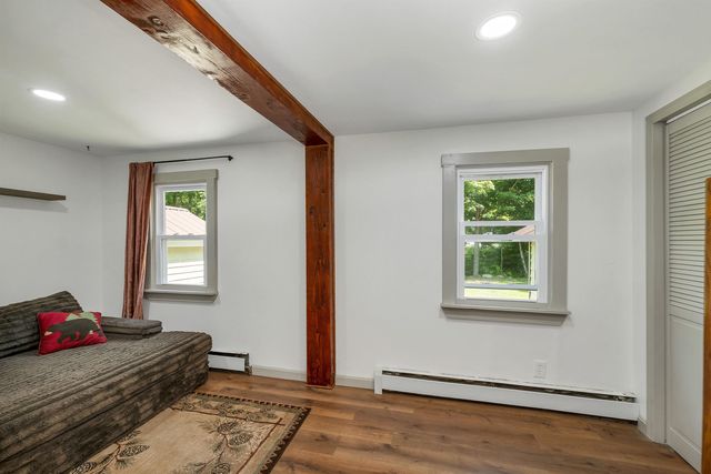 28 Mount Vernon Street, Farmington, NH 03835