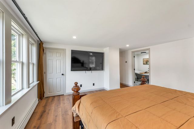 28 Mount Vernon Street, Farmington, NH 03835