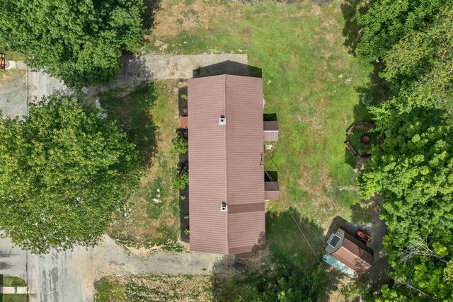 28 Mount Vernon Street, Farmington, NH 03835