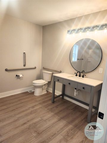 1698 Wood Street, Muskegon, MI 49442