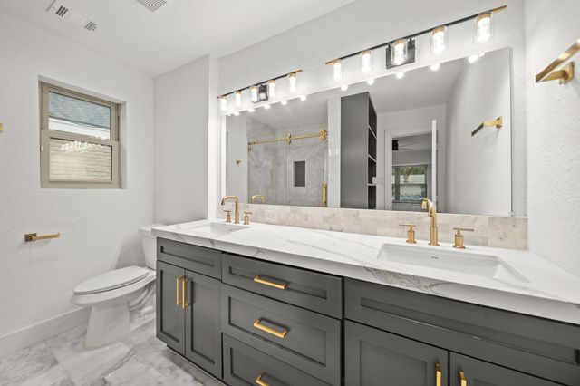 6010 Rutherglenn Drive, Houston, TX 77096