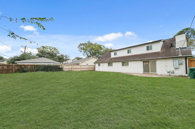 6010 Rutherglenn Drive, Houston, TX 77096