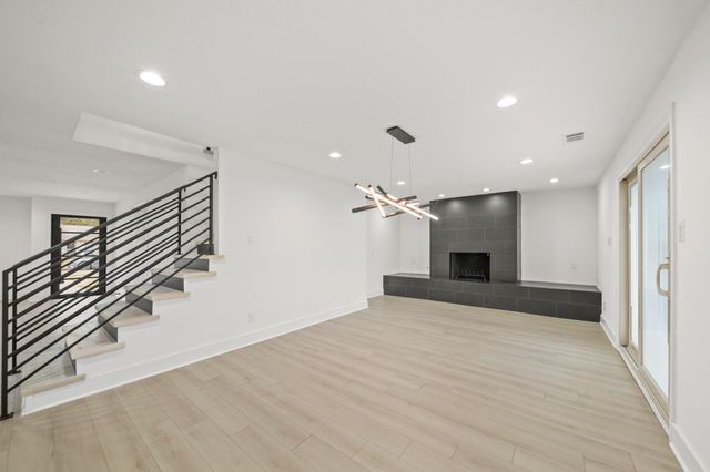 6010 Rutherglenn Drive, Houston, TX 77096