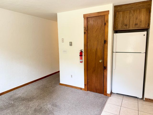 300 Falmouth Road APT 7D, Mashpee, MA 02649