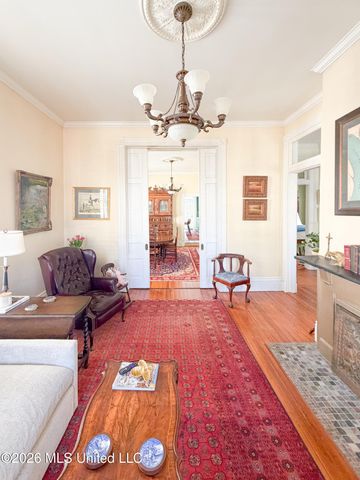 610 State Street, Natchez, MS 39120