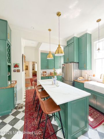 610 State Street, Natchez, MS 39120