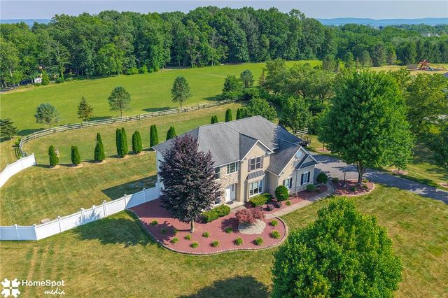 2115 Terry Road, Moore Twp, PA 18064