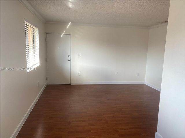 7279 W 24th Avenue 246, Hialeah, FL 33016