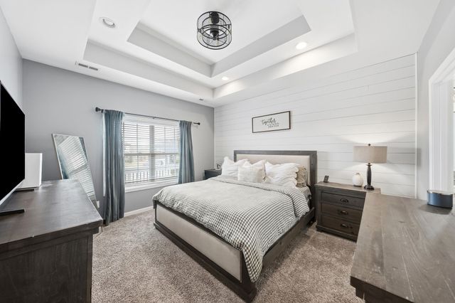 2204 Killington Dr, Clarksville, TN 37040