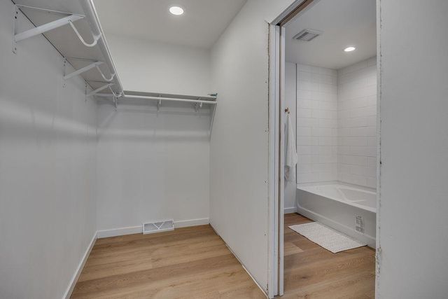 1214 Bay Ridge Road, Madison, WI 53716