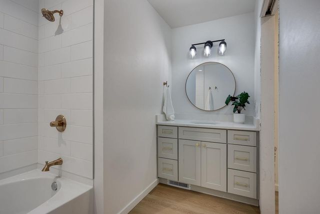 1214 Bay Ridge Road, Madison, WI 53716