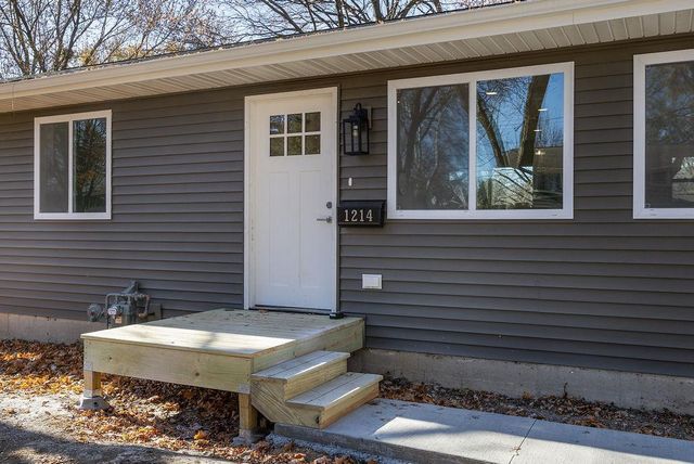 1214 Bay Ridge Road, Madison, WI 53716