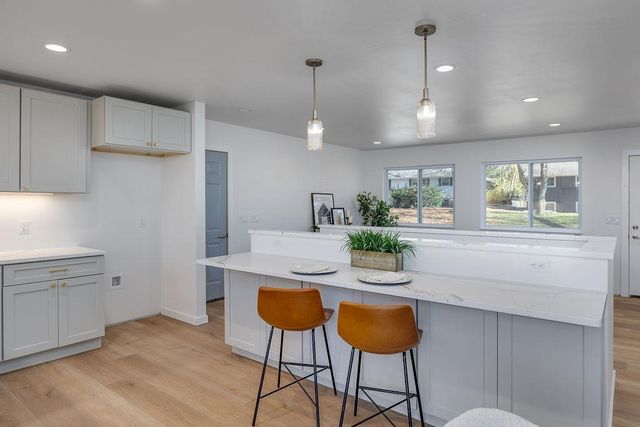 1214 Bay Ridge Road, Madison, WI 53716