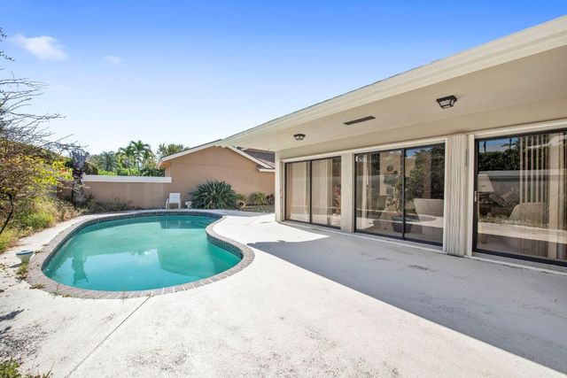 119 Beach Summit Court, Jupiter, FL 33477