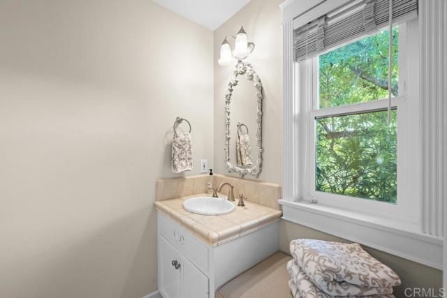 3192 Los Alisos Drive, Fallbrook, CA 92028