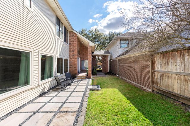 2110 Paso Rello Drive, Houston, TX 77077