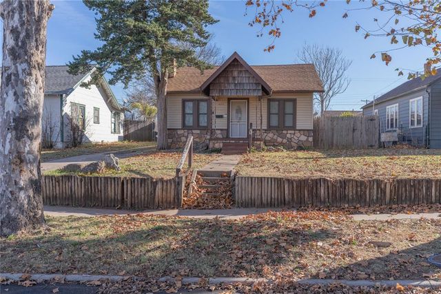 1425 S 14th Street, Chickasha, OK 73018