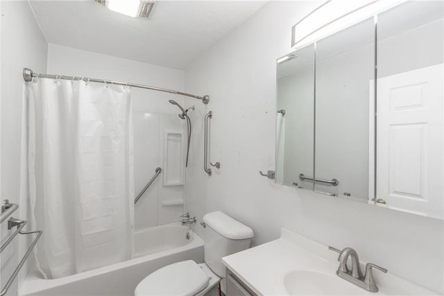 1425 S 14th Street, Chickasha, OK 73018