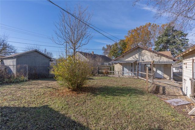 1425 S 14th Street, Chickasha, OK 73018
