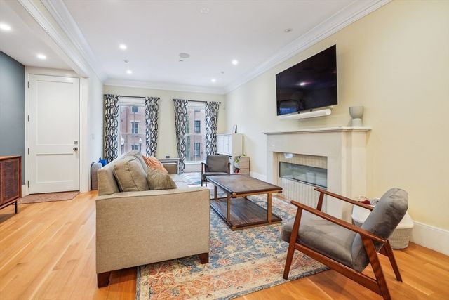 196 West Springfield St 1, Boston, MA 02118